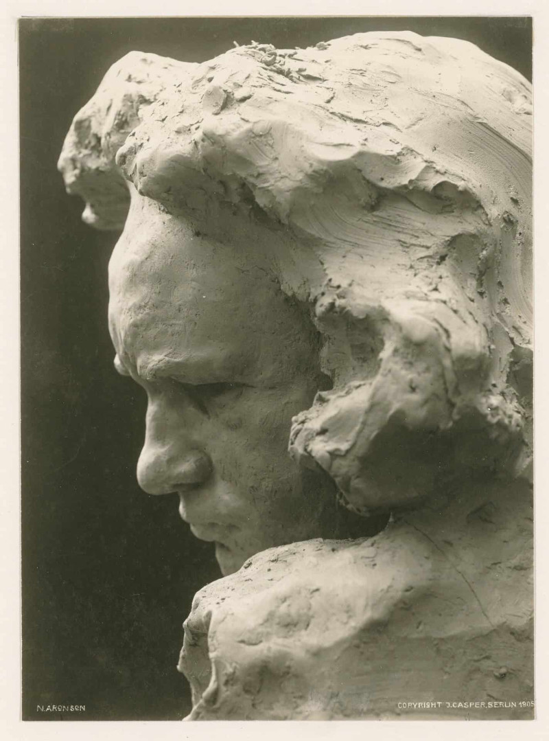 foto van gipsmodel voor buste Beethoven