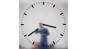 Schiphol clock still image 0339